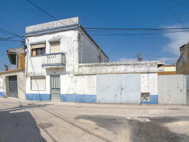 Casa venda em Pederneira, Valado Dos Frades
