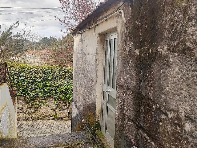 Casa venda em Souselo, Viseu