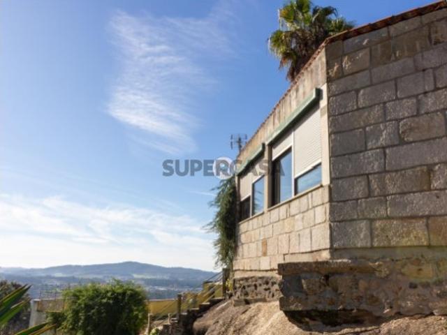 Casa venda em Moure, Arcozelo