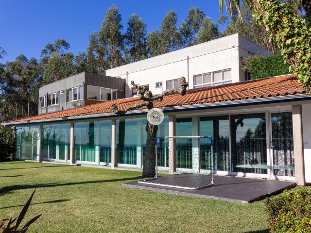 Casa venda em Moure, Arcozelo