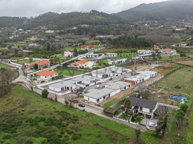 Casa venda em Feira Nova, Amares