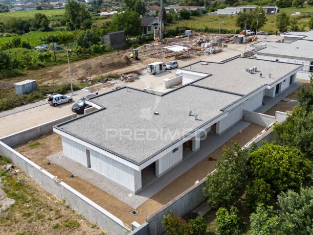 Casa venda em Feira Nova, Amares