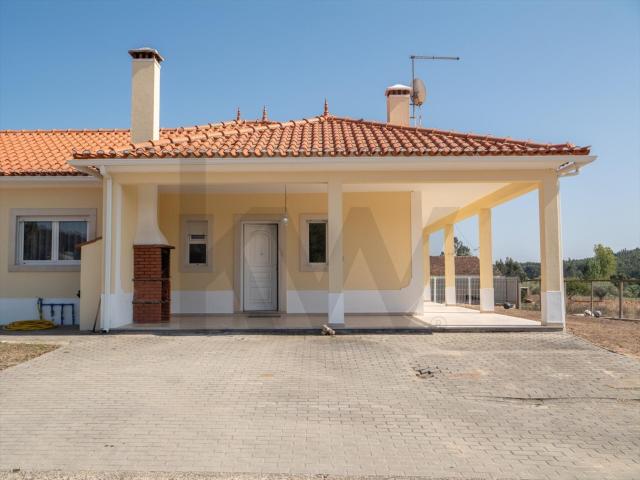 Vivenda venda em Ribeira de Fráguas, Albergaria-a-Velha
