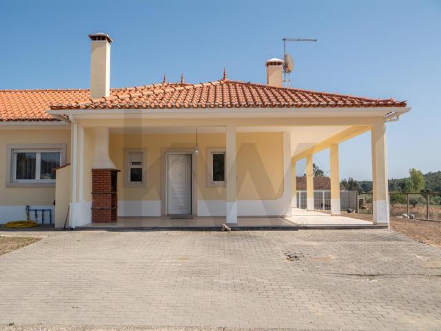 Casa venda em Rio Maior, Santarém