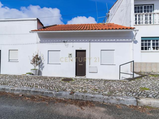 Casa venda em Marinha Grande, Leiria