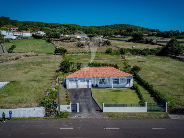 Casa venda em Açores, Velas
