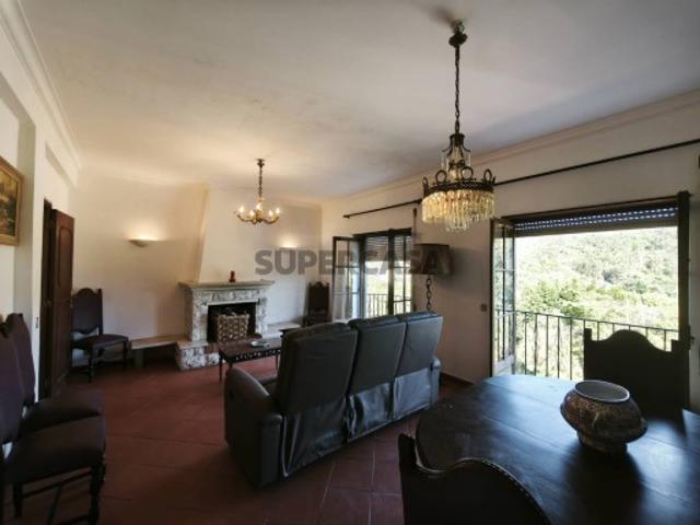 Casa venda em Coimbrã, Almalaguês