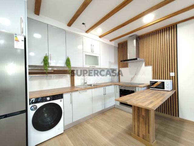 Casa venda em Castelo Branco, Vila Do Carvalho