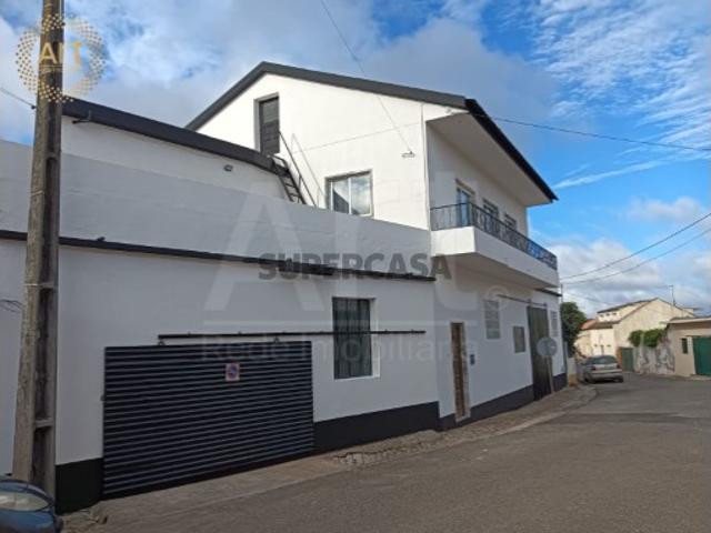 Casa venda em Cadaval, Vermelha