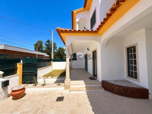 Casa venda em Entroncamento, São João Baptista