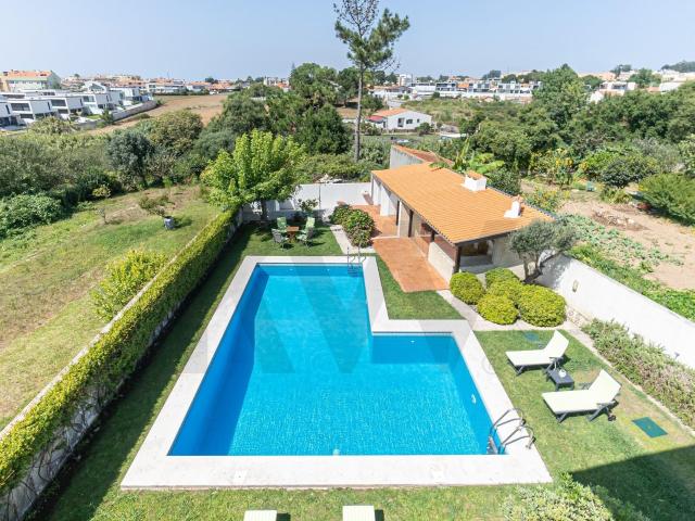 Casa venda em São Félix da Marinha, Vila Nova de Gaia