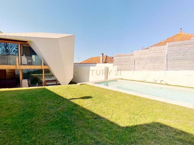 Casa venda em Porto, Lordelo Do Ouro