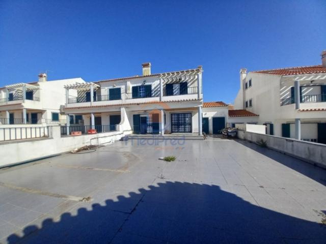 Casa venda em Santo Isidoro, Mafra