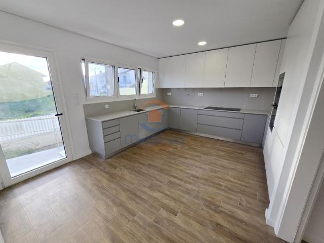 Casa venda em Bairro das Fontaínhas, Odivelas