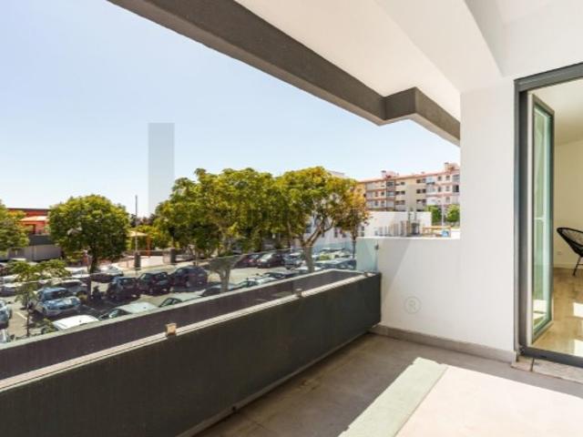 Casa venda em Alfragide, Amadora