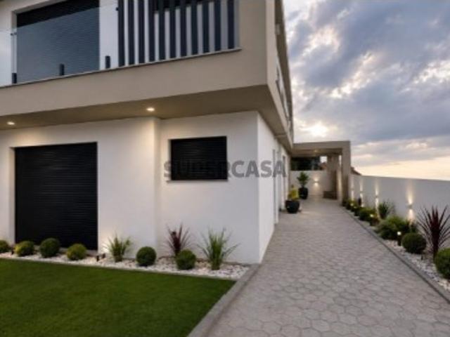 Casa venda em Fernão Ferro, Seixal
