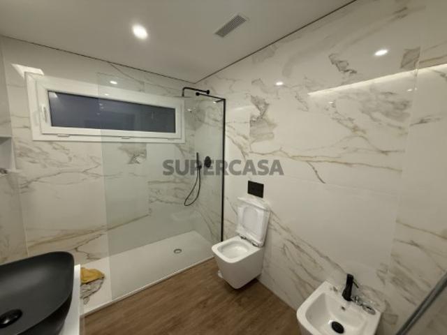 Casa venda em Fernão Ferro, Seixal