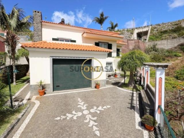 Casa venda em Estreito de Câmara de Lobos, Câmara De Lobos