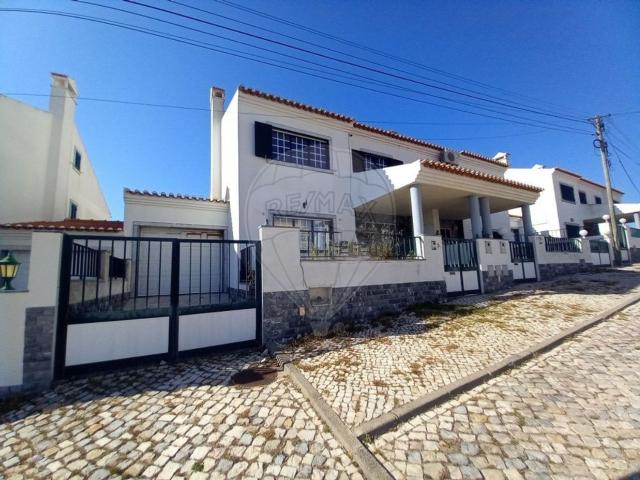 Vivenda venda em Santo Isidoro, Mafra