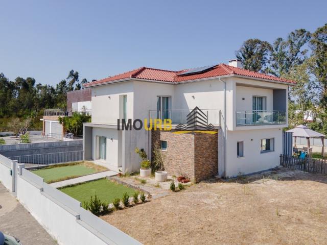Casa venda em Parceiros e Azoia, Leiria