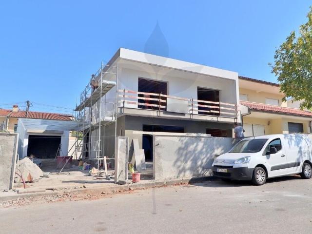 Casa venda em Palmeira, Braga