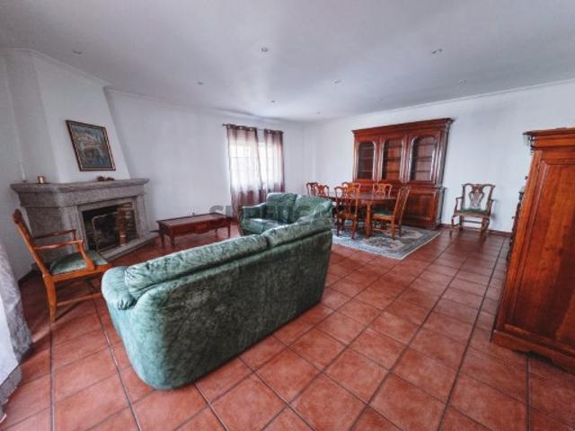Casa venda em Mourilhe, Viseu