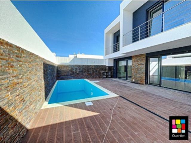 Casa venda em Seixal, Corroios