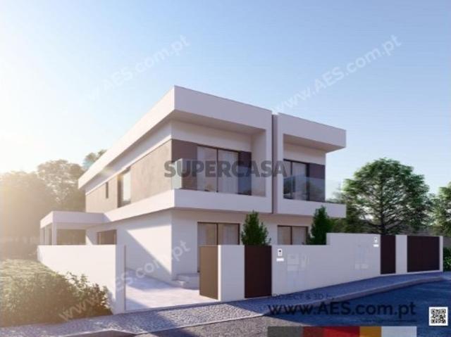 Casa venda em Fernão Ferro, Seixal