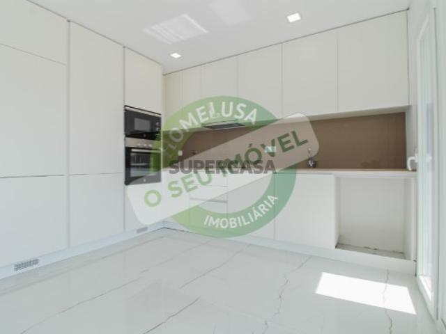 Casa venda em Coimbrã, Vil De Matos