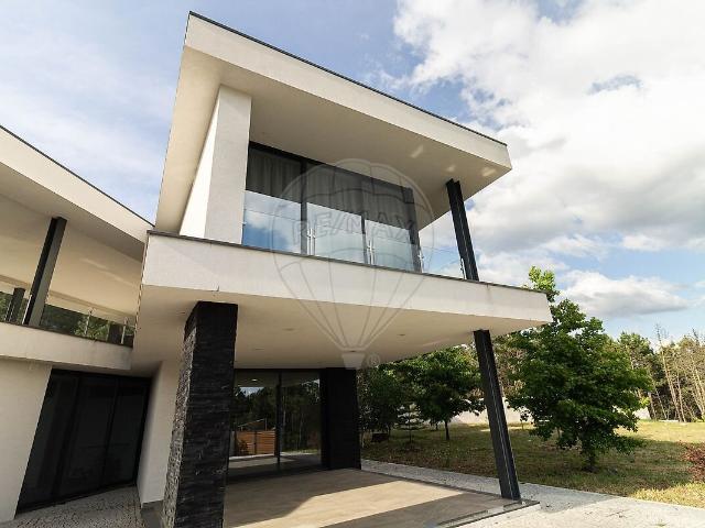 Casa venda em Fontela, Vila Real