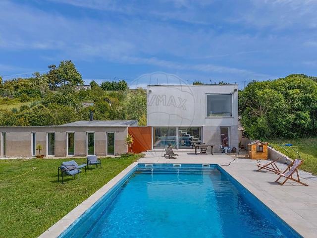Casa venda em Alenquer (Santo Estêvão e Triana), Alenquer