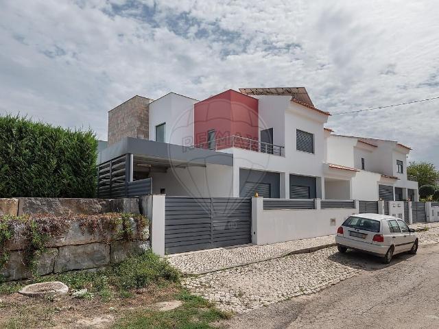 Casa venda em Bairro Social, Alcobaça