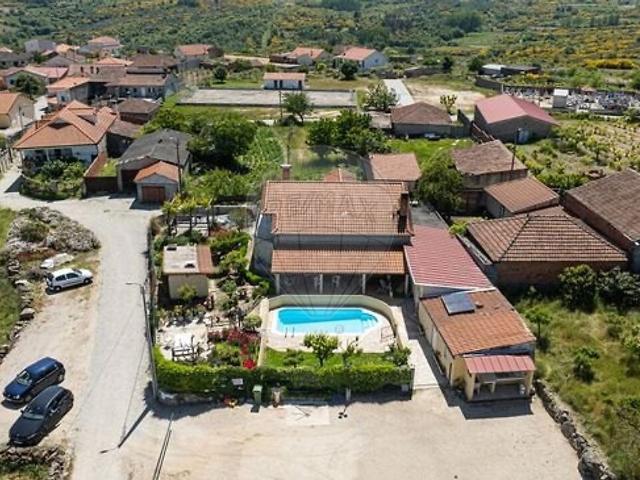 Casa venda em Bouçoães, Valpaços