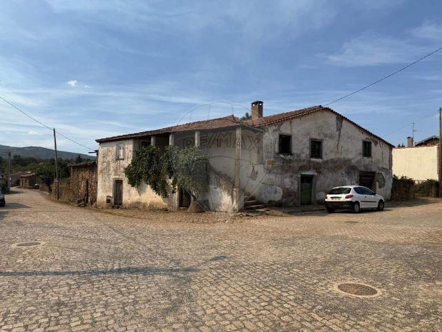 Casa venda em Mós, Bragança