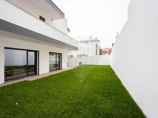 Casa venda em Bairro dos Quatro, Odivelas