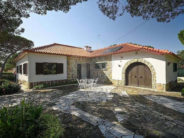 Casa venda em Mucifal-Banzão, Colares