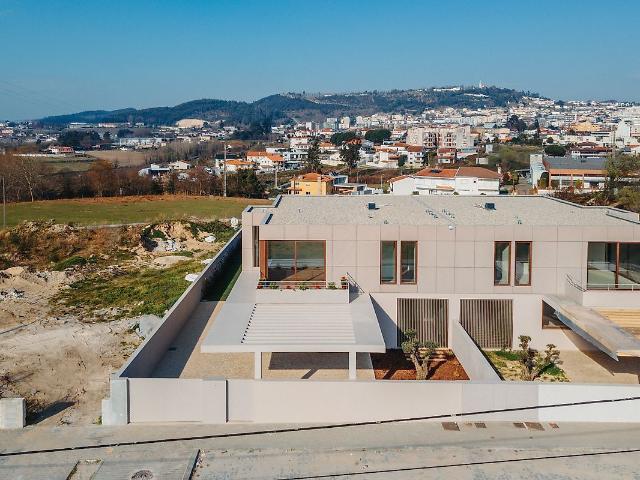 Casa venda em Felgueiras, Pombeiro De Ribavizela