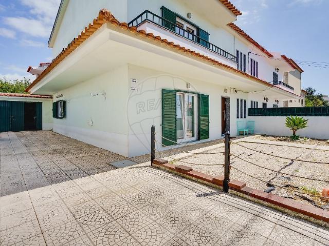 Casa venda em Marco do Grilo, Seixal