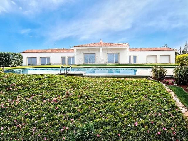 Casa venda em Ferrel, Peniche