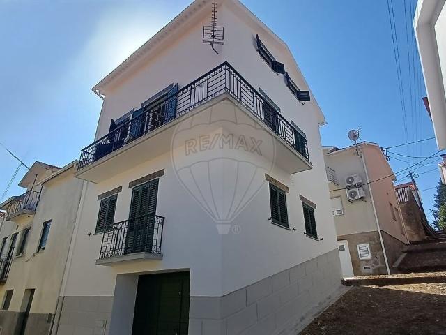 Casa venda em Folgosinho, Gouveia
