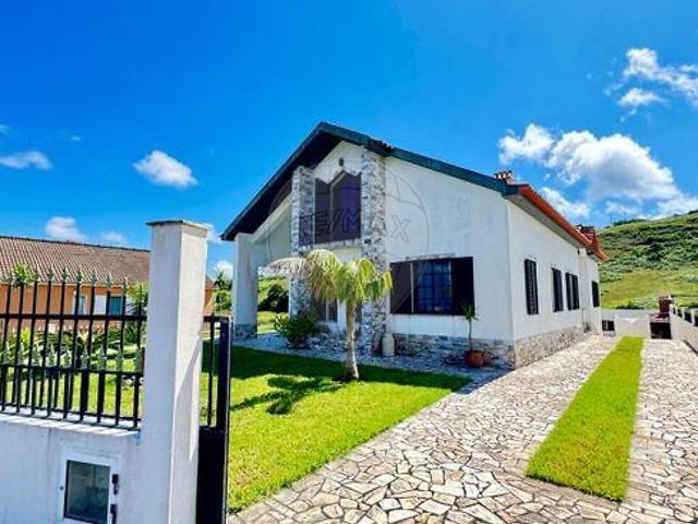 Casa venda em Praia do Almoxarife, Horta