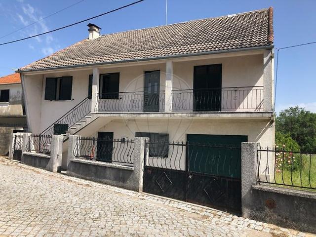 Casa venda em Lajeosa, Lajeosa e Forcalhos