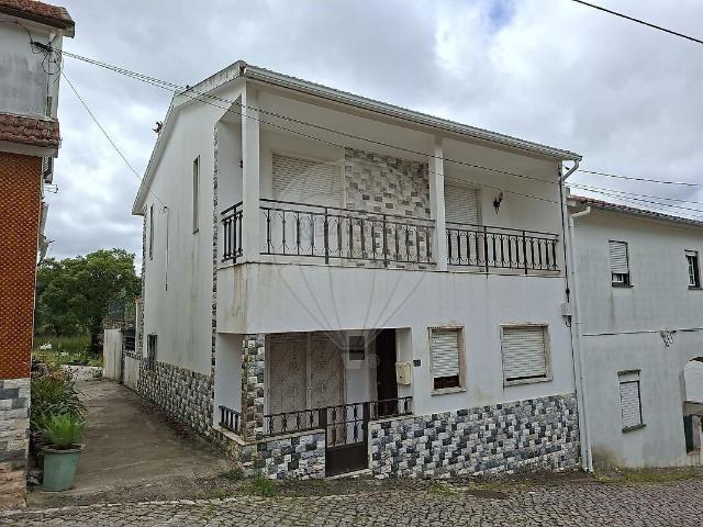 Casa venda em Mira de Aire, Porto de Mós