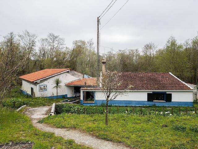 Casa venda em Monte Redondo, Leiria