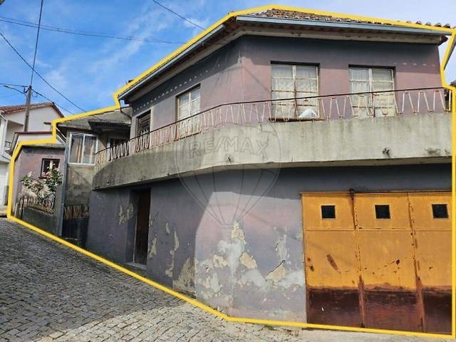 Casa venda em Paranhos, Seia