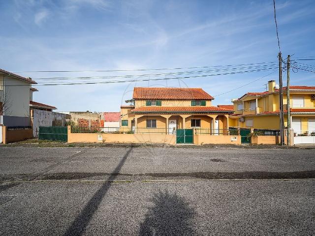 Casa venda em Parceiros e Azoia, Leiria