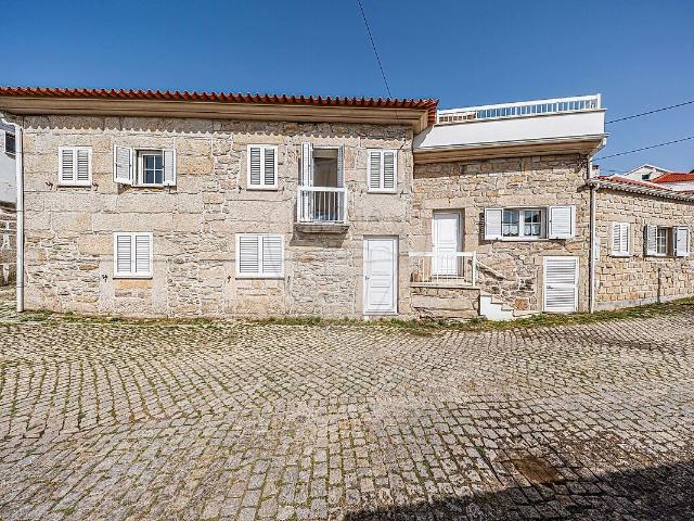 Casa venda em Penedono e Granja, Penedono
