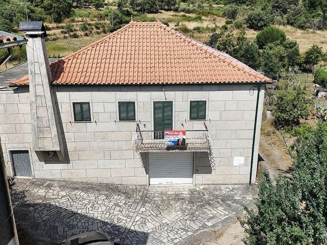 Casa venda em Pópulo e Ribalonga, Alijó