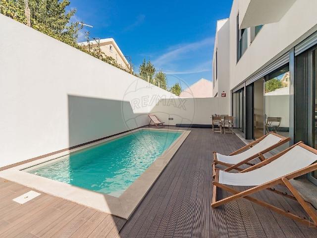 Casa venda em Rio de Mouro, Lisboa