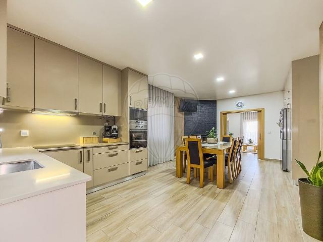 Casa venda em Romariz, Santa Maria da Feira